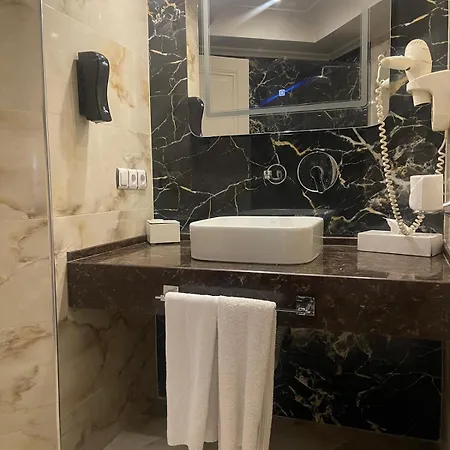Emexotel 5*